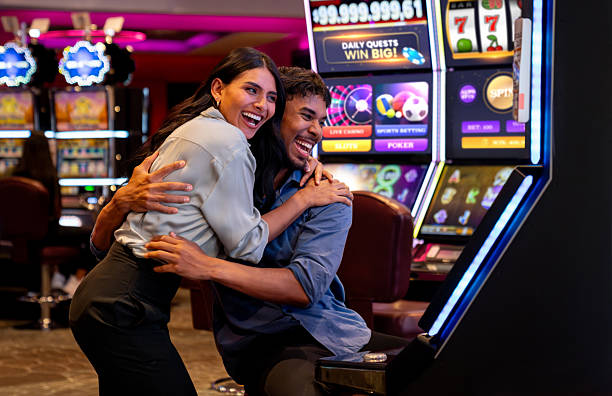 Live bingo room interface on lunatogel promosi showing cards and drawn numbers